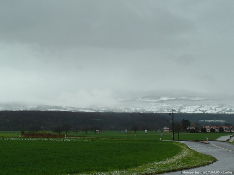 Neige fondante le 17 avril 2005